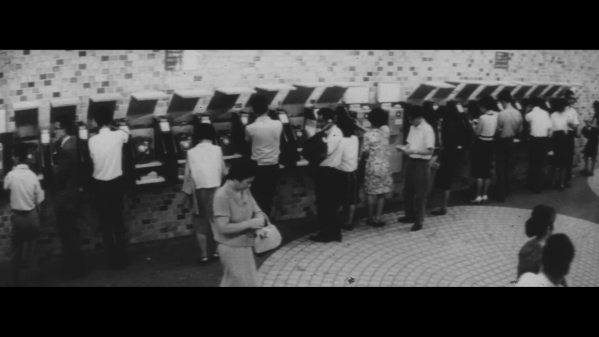  〈表情1970〉「電話」大阪歴史博物館所蔵