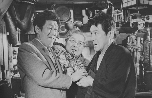 現代インチキ物語　騙し屋（89分／35mm）