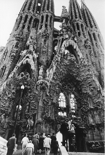 アントニー・ガウディー（72分／35mm）